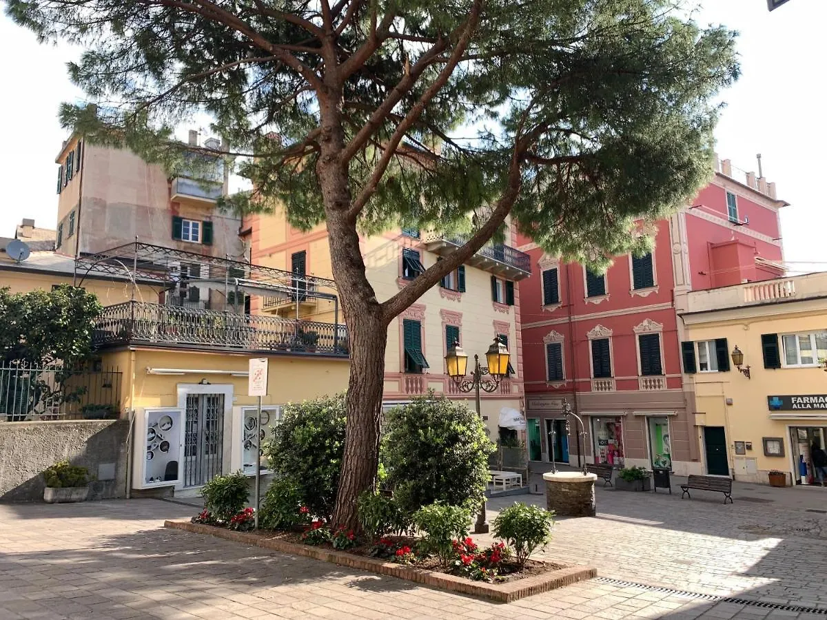 Apartment Casa Del Gabbiano By Holiday World Arenzano Italy