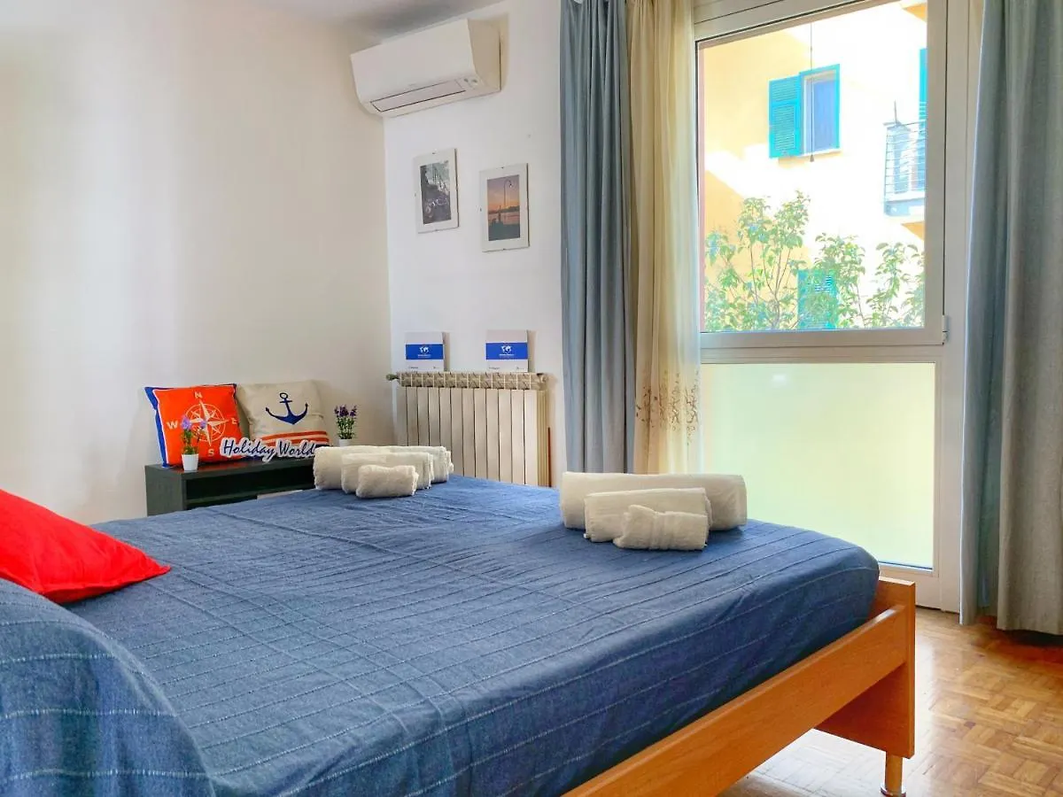 Apartment Casa Del Gabbiano By Holiday World Arenzano Italy