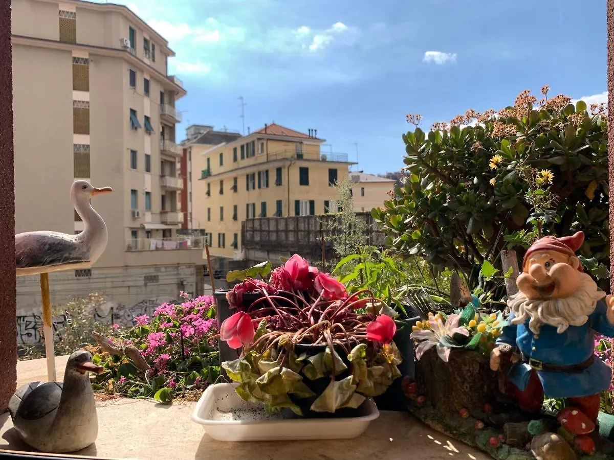 Apartment Casa Del Gabbiano By Holiday World Arenzano